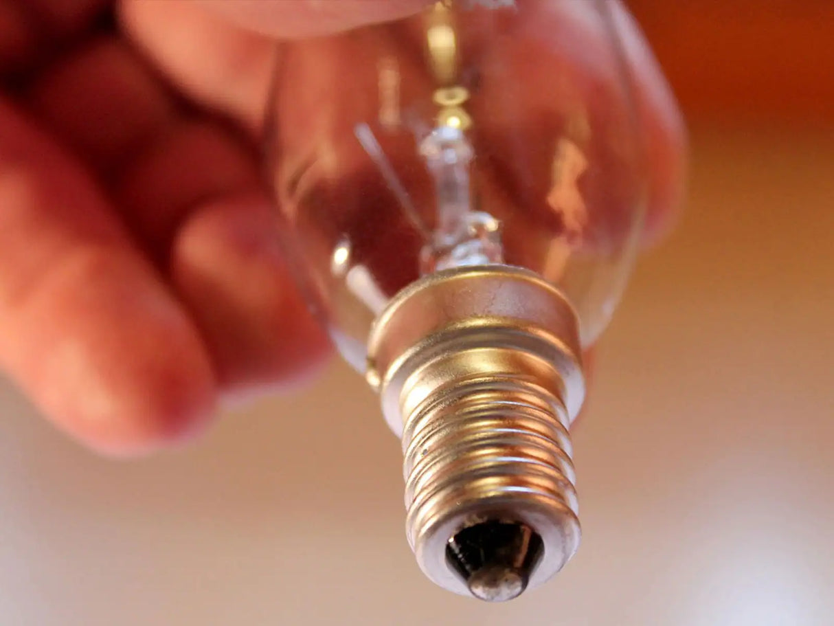 E14 LED-Lampe, Filamentflamme, 5 W, 2200 K, dimmbar