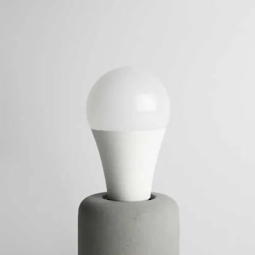 E27 WiFi-LED-Glühbirne 9W RGB+CCT
