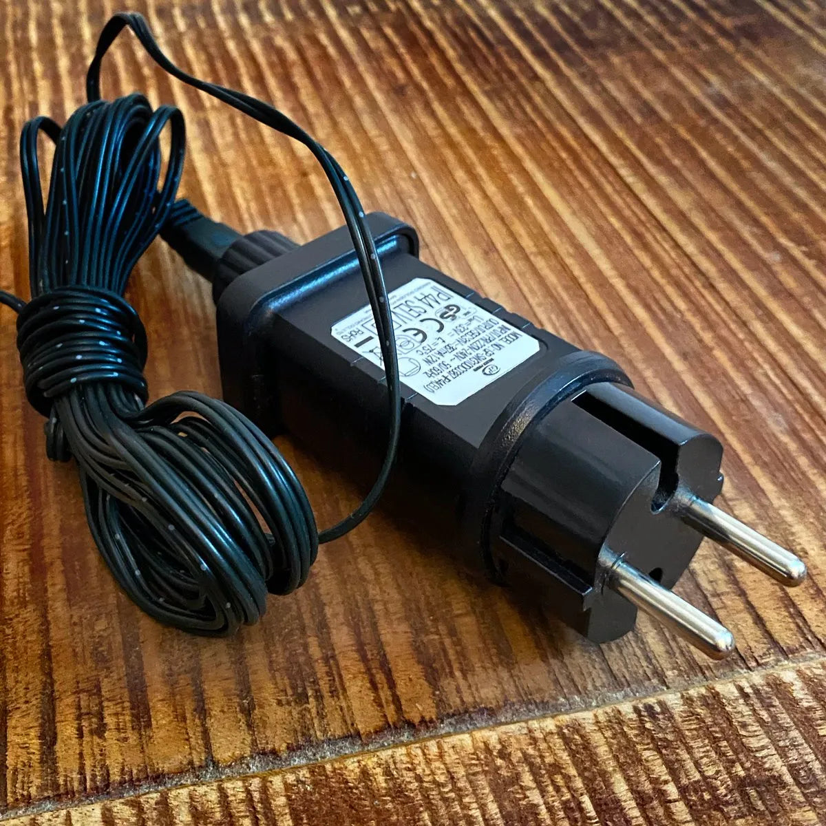 LED Weihnachtslichterkette 30 Meter 3,6 Watt für drinnen und draußen