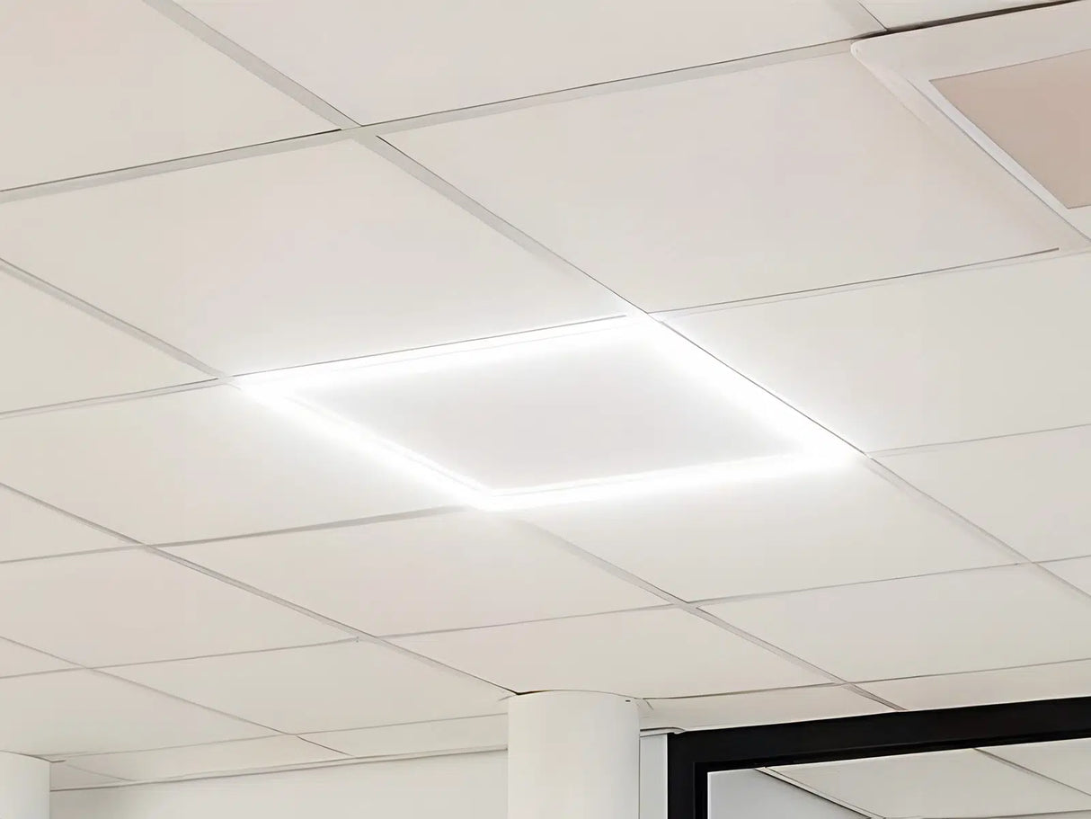 Lineares LED-Panel 60x60cm 36W 100lm/W