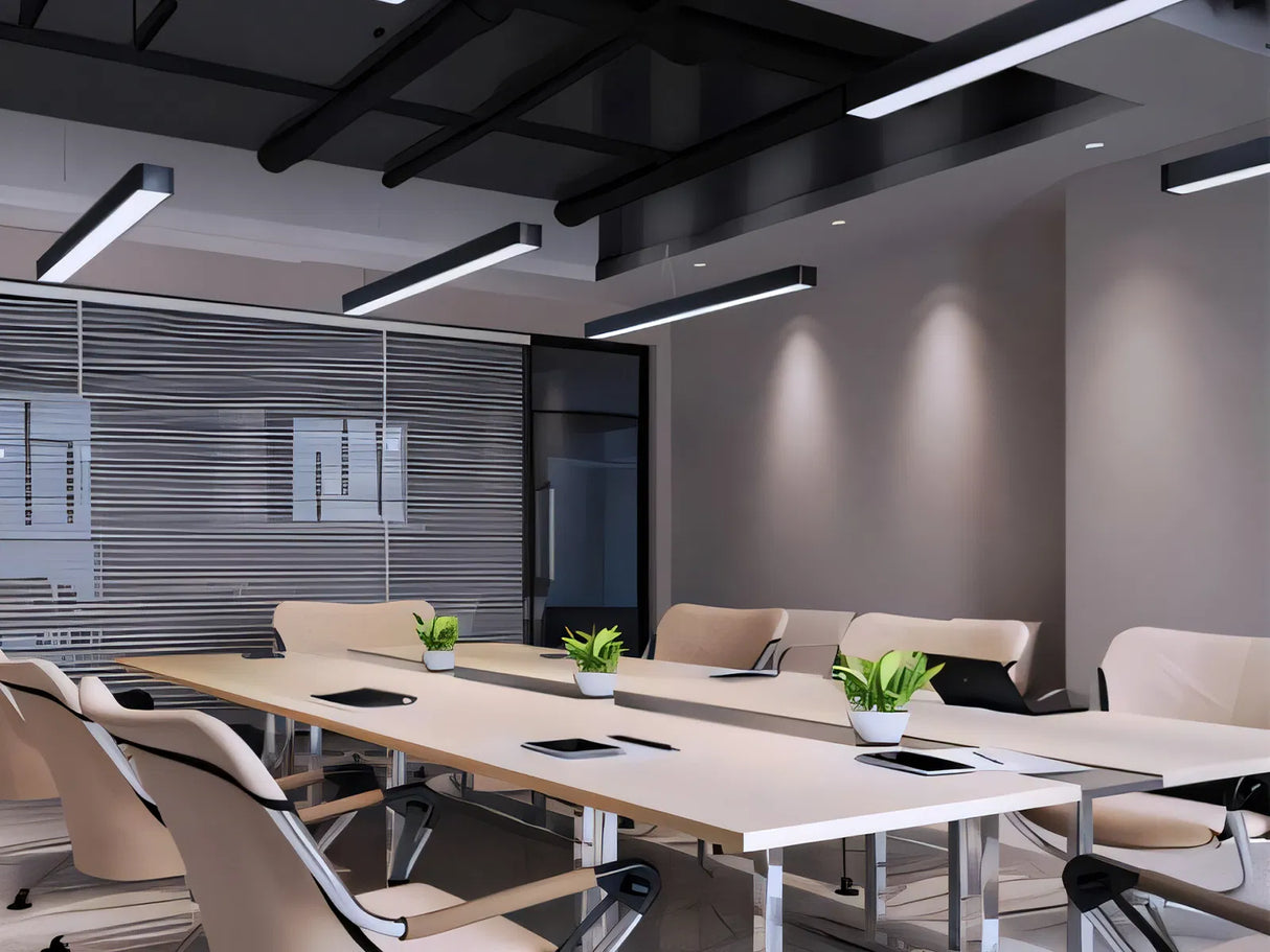 Hängende LED-Lichtleiste Schwarz 150cm 48W Anschließbar