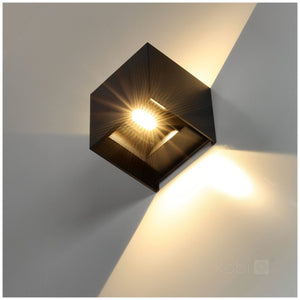 LED Wandleuchte 2x3W mit einstellbarem Lichtwinkel | IP54